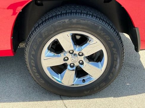 Used 2019 RAM 1500 Express w/ Express Value Package RWD image 5