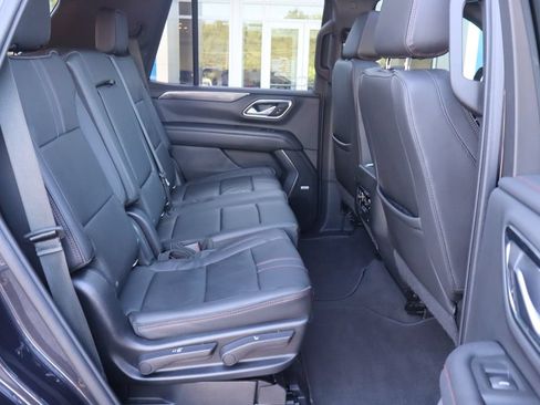 Used 2022 Chevrolet Tahoe RST AWD/4WD image 19