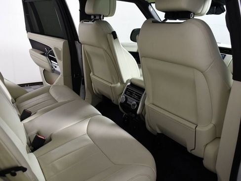 Used 2024 Land Rover Range Rover SE image 20
