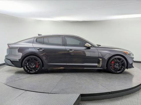 Used 2023 Kia Stinger GT2 w/ Red Interior Color Package image 9