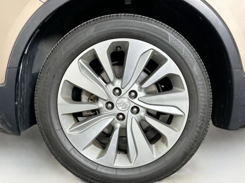 Used 2018 Buick Encore Preferred image 11