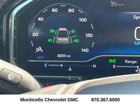 Used 2023 Chevrolet Silverado 1500 LT AWD/4WD image 15