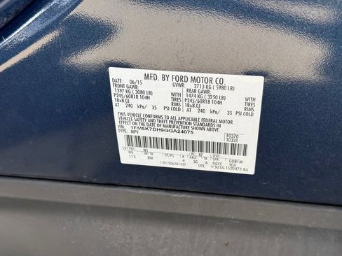 Used 2016 Ford Explorer XLT w/ Equipment Group 201A FWD image 10