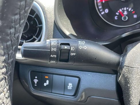 Used 2023 Kia Forte GT-Line w/ GT-Line Premium Package FWD image 29