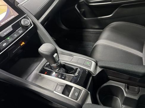 Used 2018 Honda Civic EX image 17