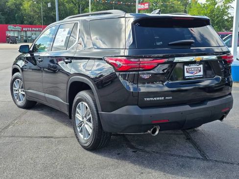 Used 2022 Chevrolet Traverse LT AWD/4WD image 3