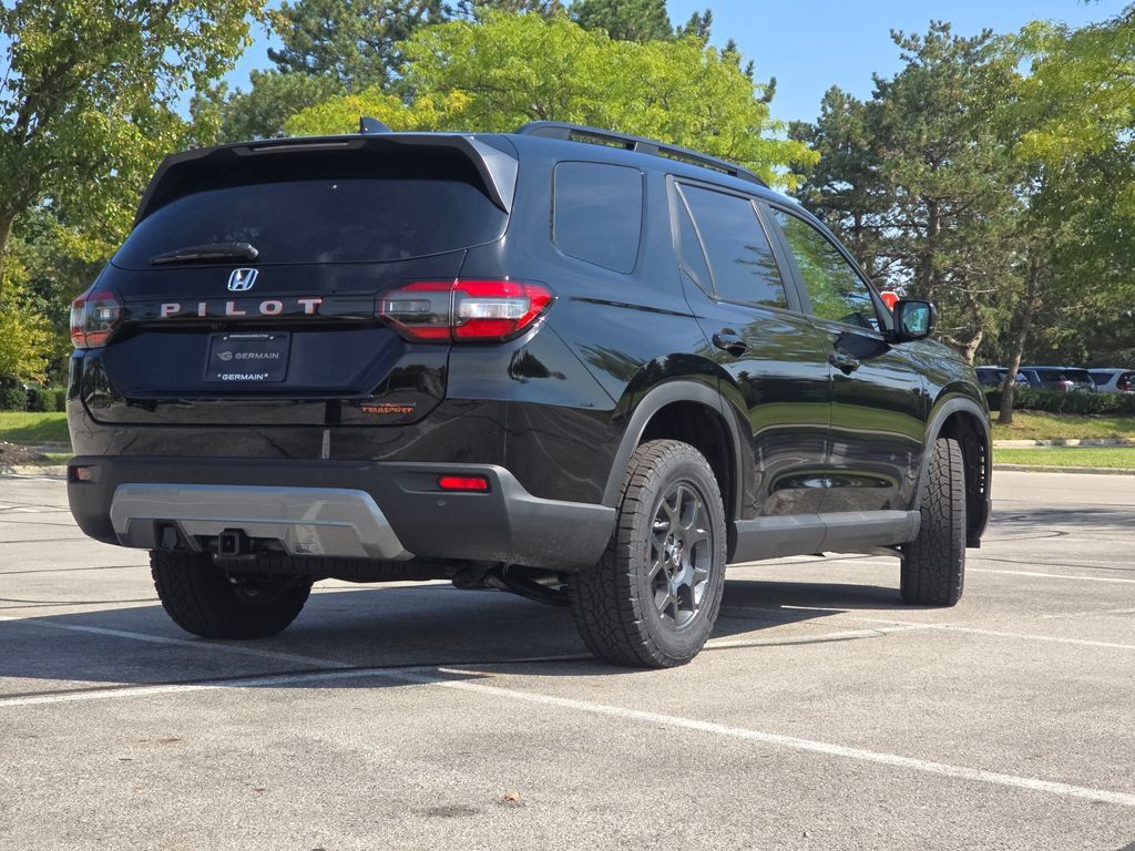 New 2026 Honda Pilot TrailSport image 17