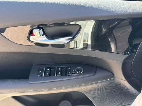 Used 2024 Kia Forte GT-Line w/ GT-Line Premium Package image 26