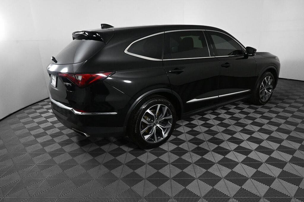 Used 2023 Acura MDX w/ Technology Package FWD image 19