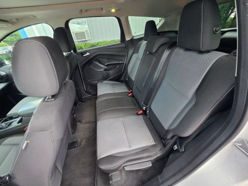 Used 2017 Ford Escape SE AWD/4WD image 21