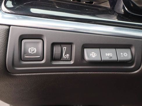 Used 2020 Cadillac XT6 Sport AWD/4WD image 18