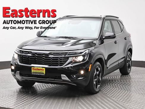 Used 2024 Kia Seltos EX AWD/4WD image 1