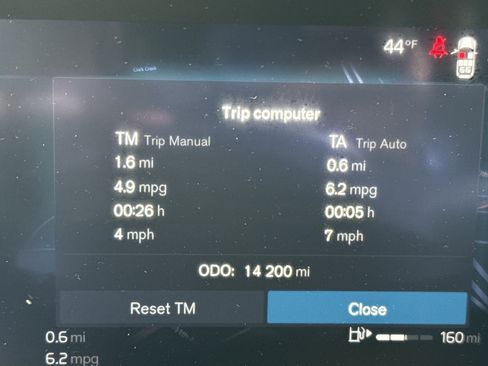 Used 2025 Volvo XC90 B5 Plus image 22