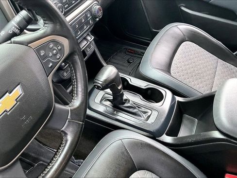 Used 2015 Chevrolet Colorado Z71 image 15