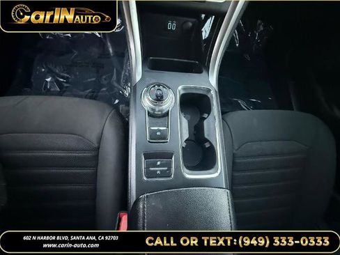 Used 2020 Ford Fusion SE image 27