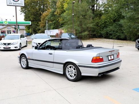 Used 1999 BMW 328i Convertible RWD image 5