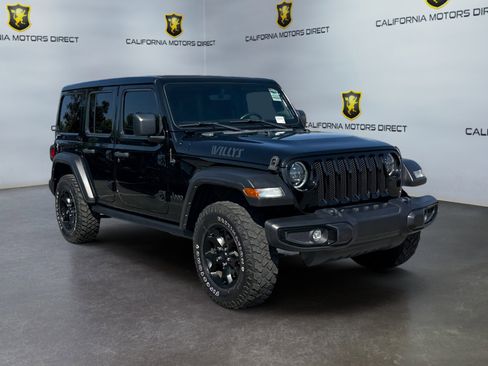 Used 2023 Jeep Wrangler Willys image 7