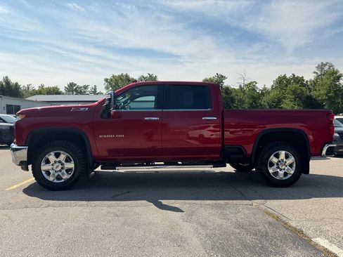 Used 2021 Chevrolet Silverado 2500 LTZ w/ LTZ Premium Package AWD/4WD image 8