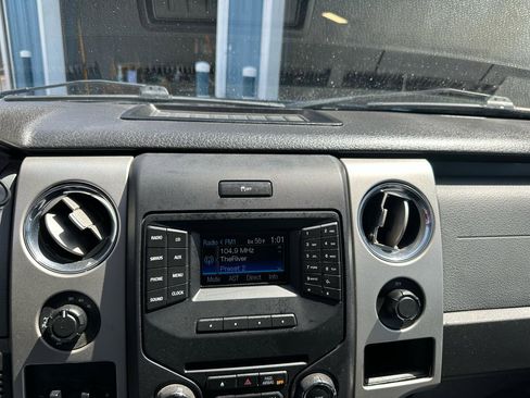Used 2014 Ford F150 XLT w/ Equipment Group 302A Luxury AWD/4WD image 15