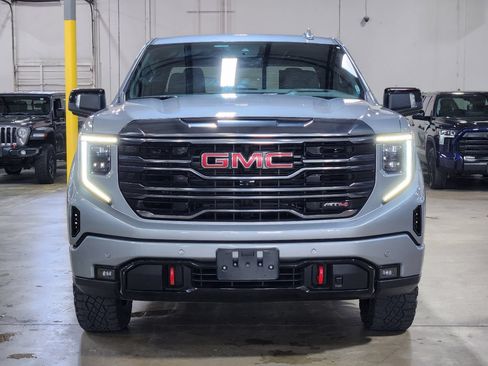 Used 2024 GMC Sierra 1500 AT4 w/ Technology Package AWD/4WD image 2