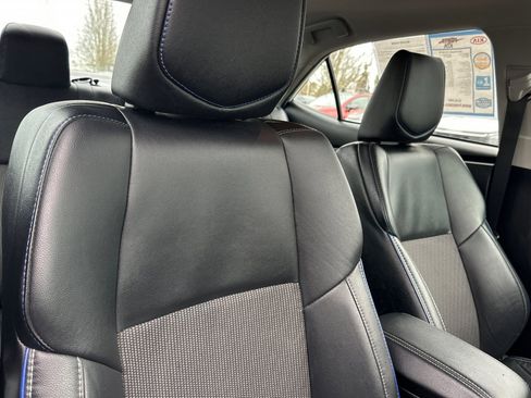 Used 2019 Toyota Corolla SE w/ Protection Package image 16