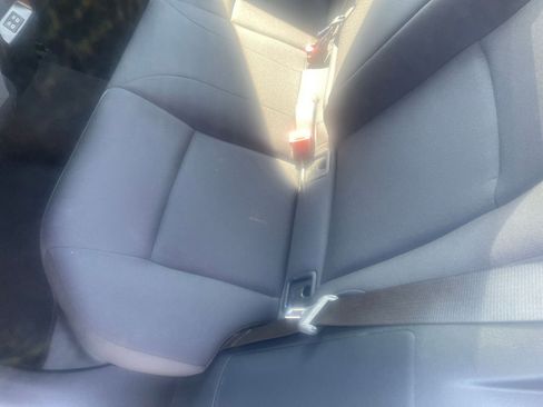 Used 2025 Toyota Corolla LE image 38