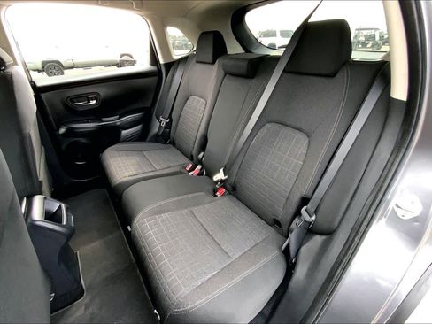 Used 2025 Honda HR-V LX image 22