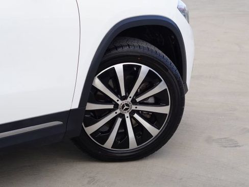 Used 2023 Mercedes-Benz GLA 250 image 8