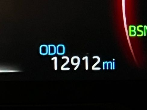 Certified 2025 Toyota RAV4 XLE w/ Convenience Package image 17