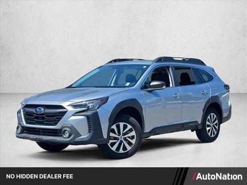 Used 2025 Subaru Outback AWD/4WD image 1