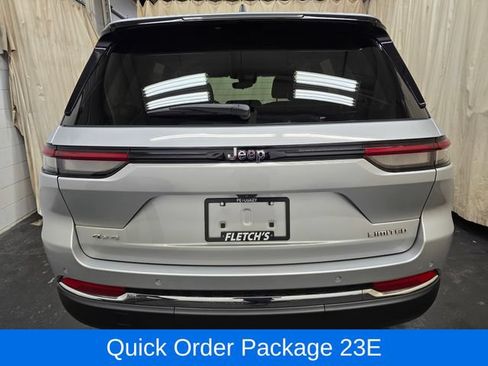 Used 2023 Jeep Grand Cherokee Limited AWD/4WD image 8