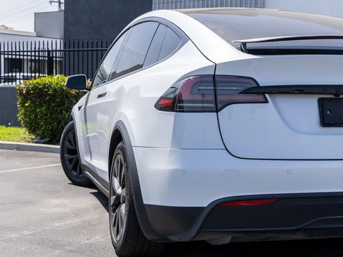 Used 2023 Tesla Model X AWD/4WD image 13