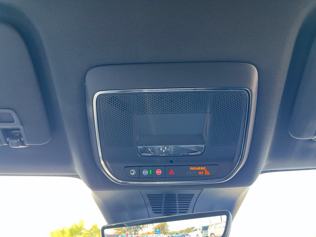 Used 2024 Chevrolet Blazer EV RS AWD/4WD image 45