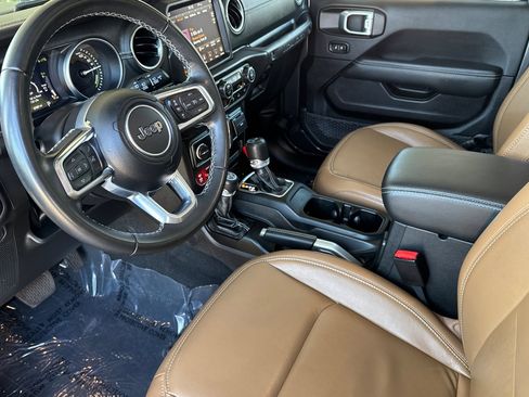 Used 2022 Jeep Wrangler Unlimited Rubicon 4xe w/ Safety Group image 9