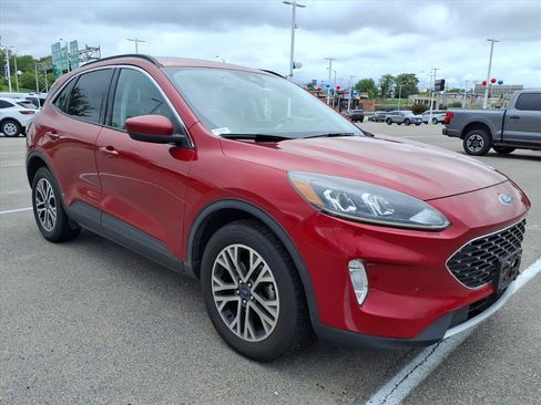 Used 2021 Ford Escape SEL AWD/4WD image 3