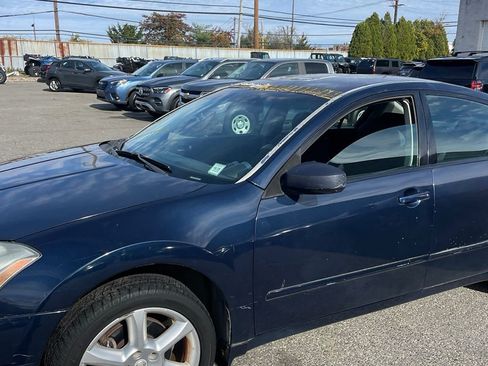 Used 2004 Nissan Maxima 3.5 SE FWD image 2