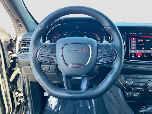 Certified 2025 Dodge Durango GT w/ Blacktop Package AWD/4WD image 11