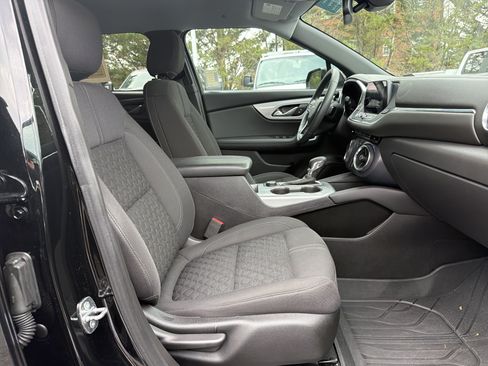 Used 2022 Chevrolet Blazer LT FWD image 34