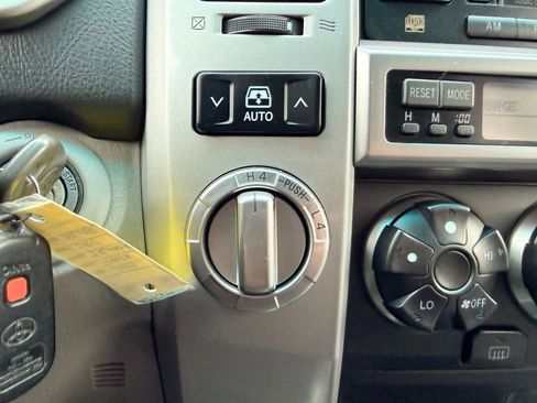 Used 2003 Toyota 4Runner SR5 image 16