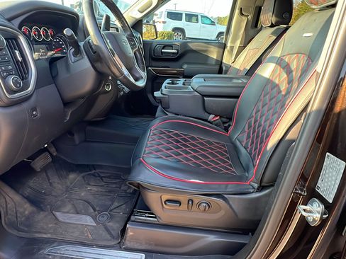 Used 2019 Chevrolet Silverado 1500 LT Trail Boss w/ Convenience Package image 16