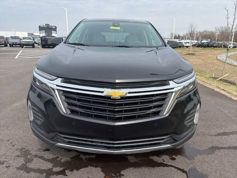 Used 2023 Chevrolet Equinox LT w/ LPO, Floor Liner Package FWD image 3