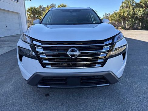 Used 2026 Nissan Rogue SL image 9