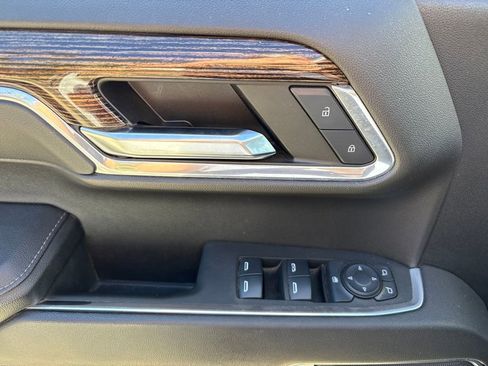 Used 2024 GMC Sierra 1500 SLE w/ Preferred Package image 16