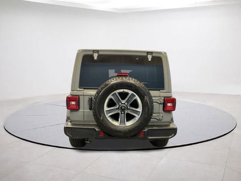 Certified 2021 Jeep Wrangler Unlimited Sahara image 5