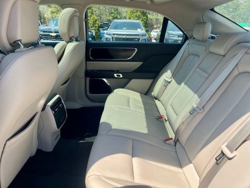 Used 2017 Lincoln Continental Select w/ Climate Package AWD/4WD image 21