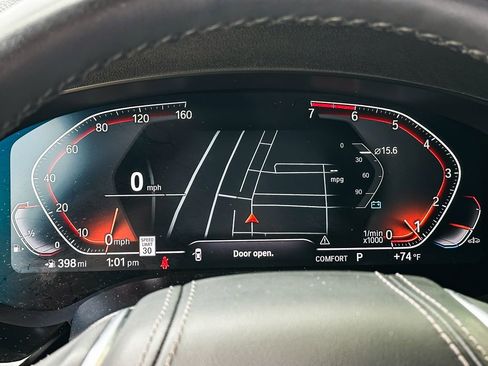 Certified 2022 BMW 530i w/ Premium Package image 18