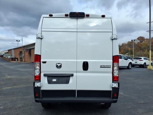 Used 2025 RAM ProMaster 2500 w/ Safety Group image 15