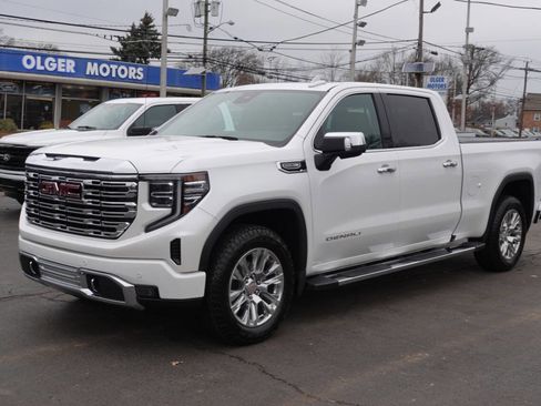 Used 2022 GMC Sierra 1500 Denali AWD/4WD image 2