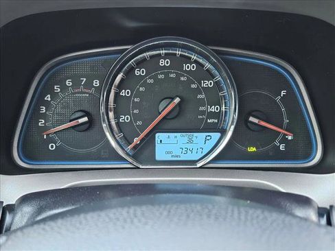 Used 2014 Toyota RAV4 Limited image 11