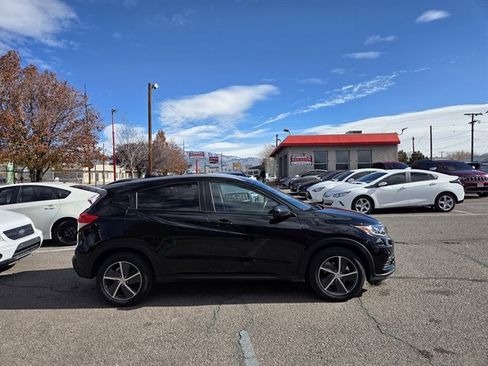 Used 2022 Honda HR-V EX image 3